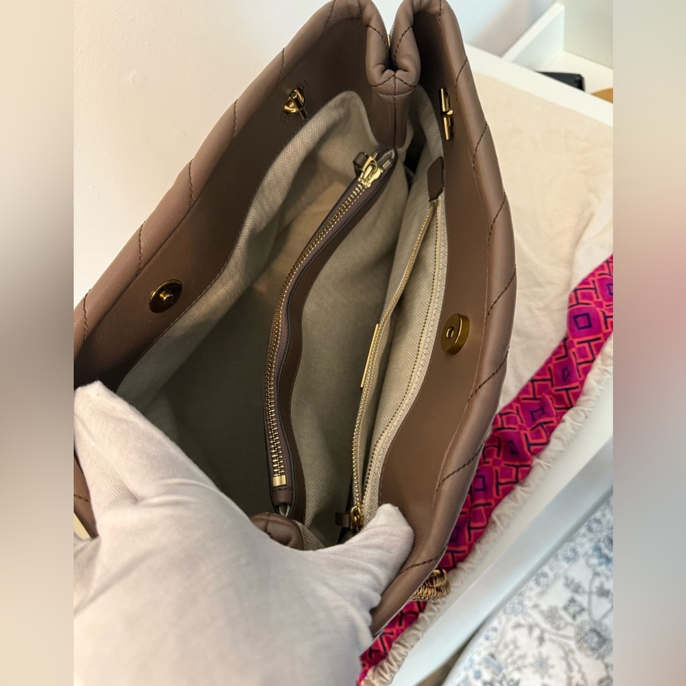 Tory Burch Kira Chevron Tote - Picture 8 of 15